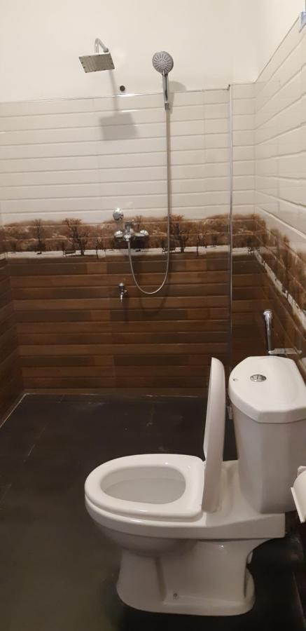 מיריסה Splendid Lodge מראה חיצוני תמונה